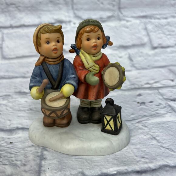 Berta Hummel Drumming for Joy 1998 Figurine BH 58 4.5" tall Boy Girl Drum - Picture 1 of 5